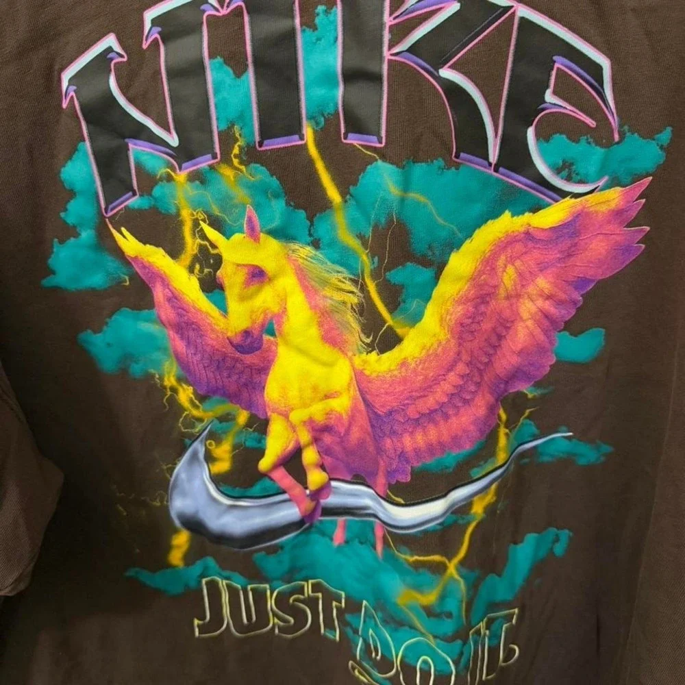 Nike Oversized Pegasus Unicorn Graphic Tee Brown Just Do It Shirt Mens L